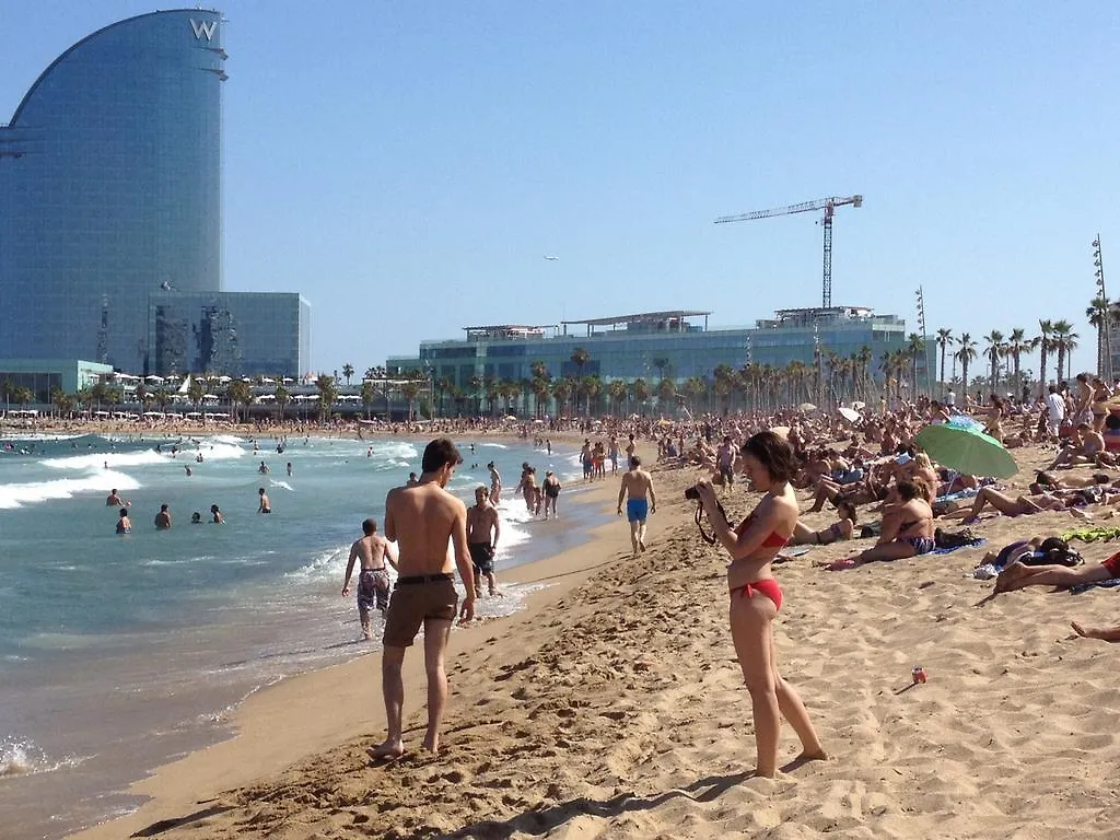 Bedcelona Beach Club & Rooms Barcelona